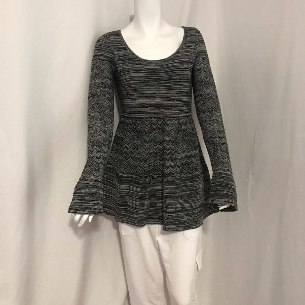 Heather B long sleeves knit sweater